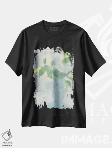 تیشرت مشکی طرح دار یاس سفید مقابل نور ۲۰۲۳، هنر فاخر معاصر اثر ایان بک | فروشگاه ایماژ