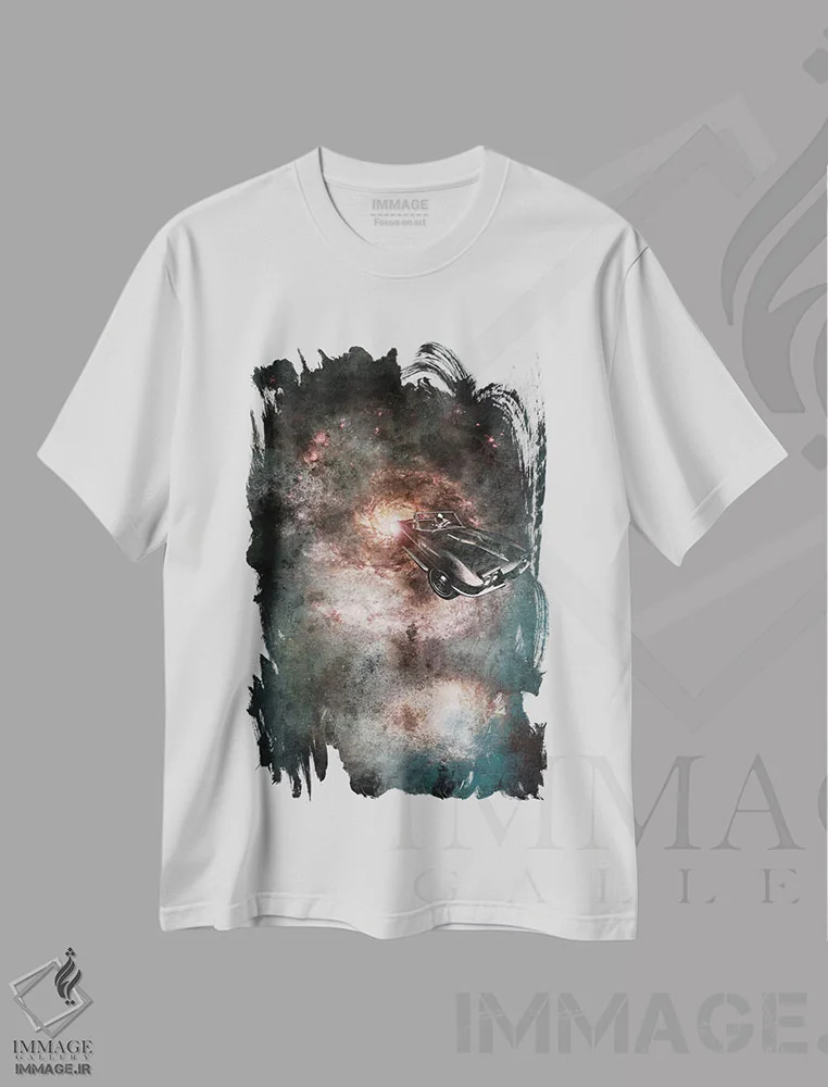 تیشرت سفید طرح دار سوار کار کهکشان، هنر فاخر معاصر اثر فایو بای فایو کالکتیو | فروشگاه ایماژ