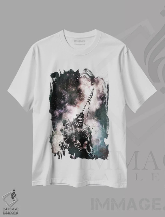 تیشرت سفید طرح دار برافراشتن پرچم، هنر دیجیتال اثر فایو بای فایو کالکتیو | فروشگاه ایماژ