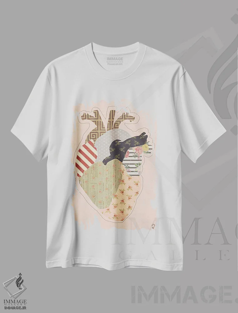 تیشرت سفید طرح دار قلب روی صورتی، دکوراسیون جایگزین اثر ایم نات اکروک | immage.ir