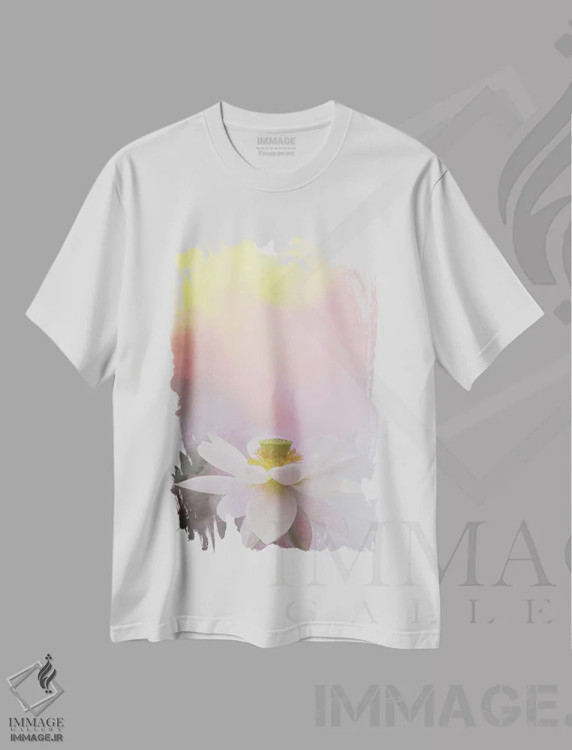 تیشرت سفید طرح دار زیبایی در سپیده دم، تزئینی اثر بهمن فرزاد | immage.ir