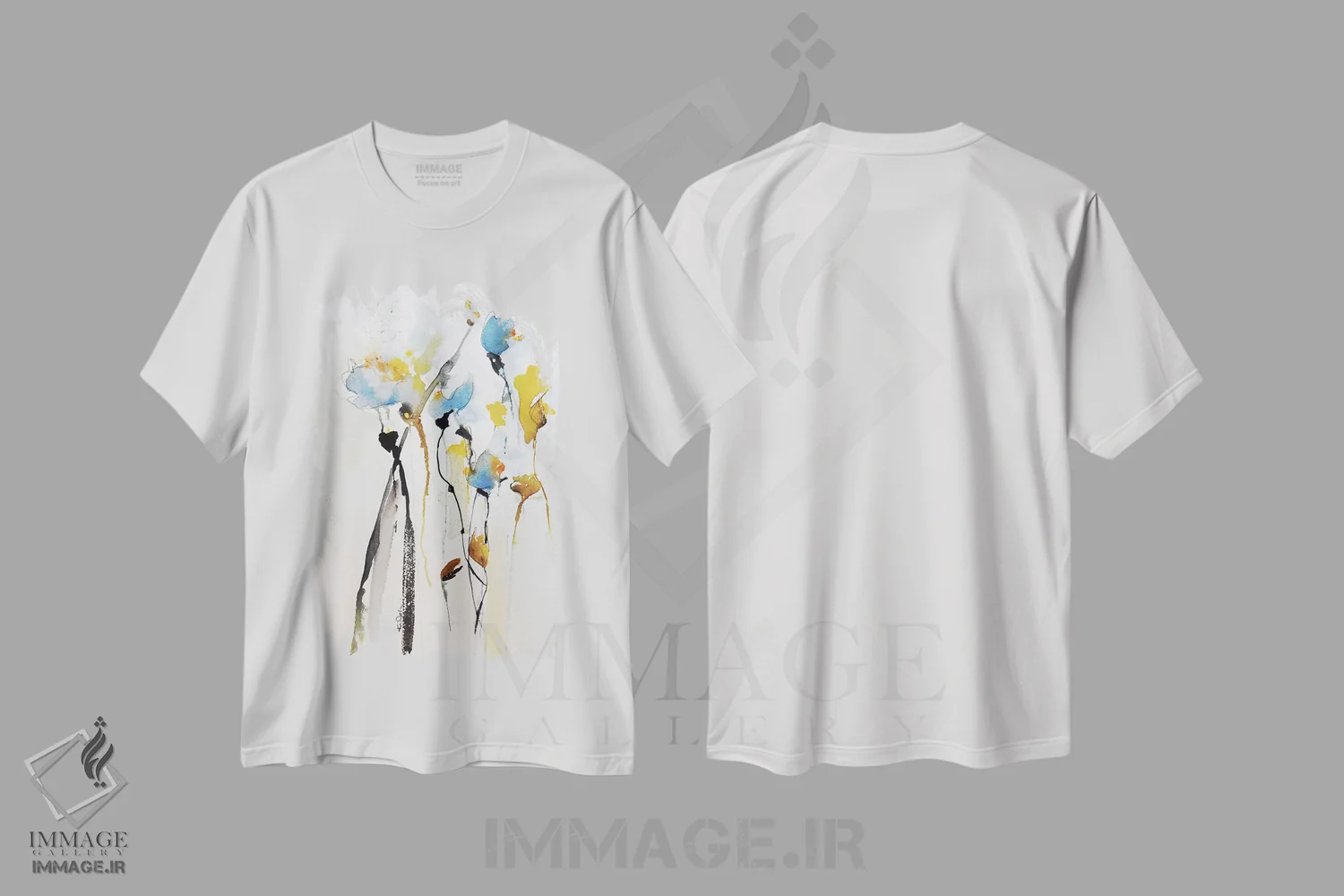 تیشرت سفید طرح دار گل های آبی ۲، آبستره اثر کارین یوهانسون | immage.ir