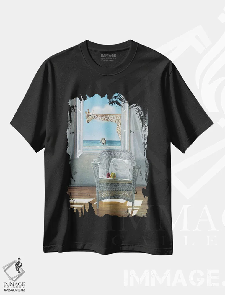 تیشرت مشکی طرح دار گردن کج کردن، دکور ساحلی اثر کارن هالینگزورث | فروشگاه ایماژ