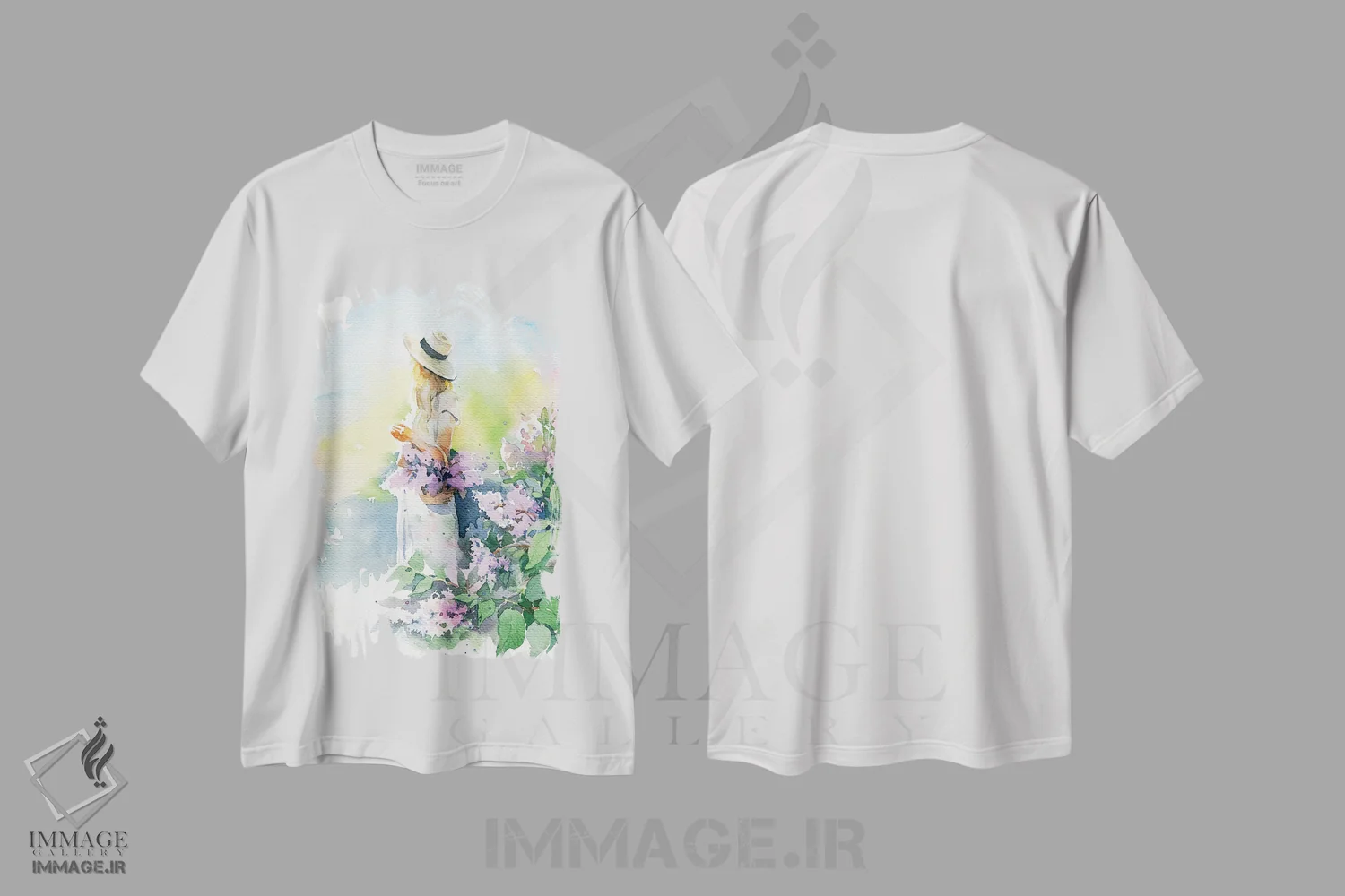 تیشرت سفید طرح دار دختر با گل یاس بنفش، تزئینی اثر مارینا ایگناتووا | immage.ir