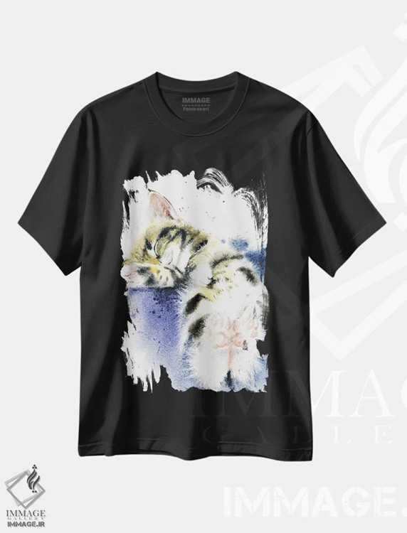تیشرت مشکی طرح دار بچه گربه خوابیده، دکور معاصر اثر مارینا ایگناتووا | immage.ir