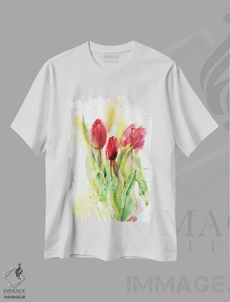 تیشرت سفید طرح دار لاله های قرمز، دکور معاصر اثر مارینا ایگناتووا | immage.ir
