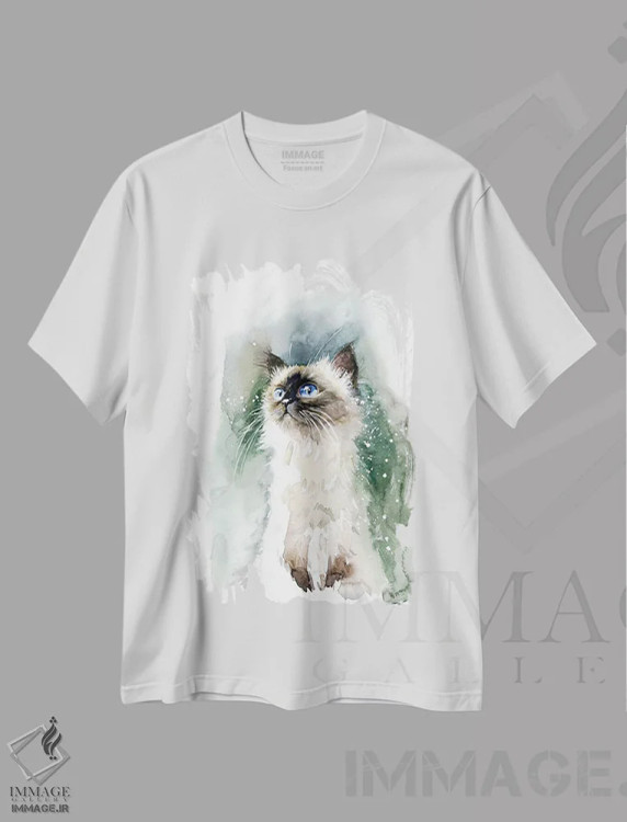 تیشرت سفید طرح دار بچه گربه با چشم های آبی، مدیوم اثر مارینا ایگناتووا | فروشگاه ایماژ