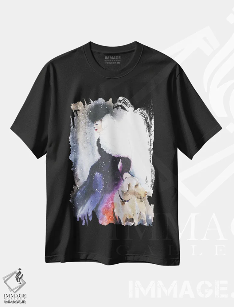 تیشرت مشکی طرح دار بانویی با سگ، مدیوم اثر مارینا ایگناتووا | immage.ir