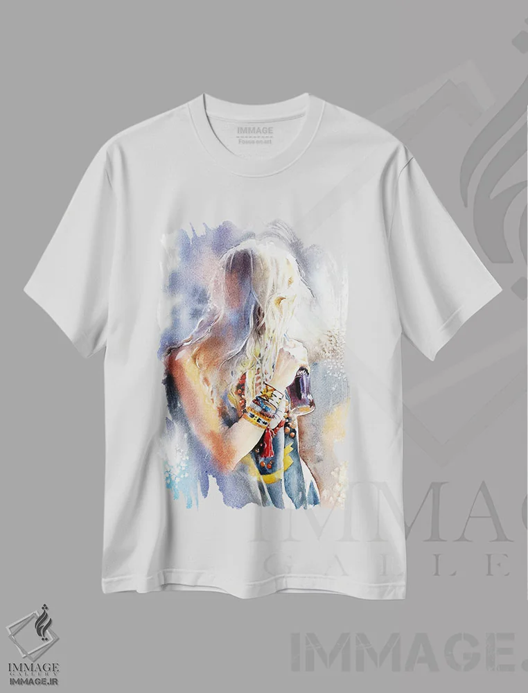 تیشرت سفید طرح دار نگاه به گذشته، دکور معاصر اثر مارینا ایگناتووا | immage.ir