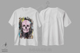تیشرت سفید طرح دار بوسه جمجمه، دکوراسیون جایگزین اثر اینس کاپلون | immage.ir