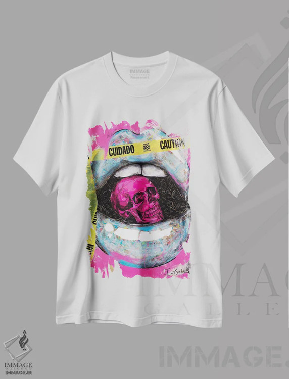 تیشرت سفید طرح دار لب های احتیاطی، دکوراسیون جایگزین اثر اینس کاپلون | فروشگاه ایماژ