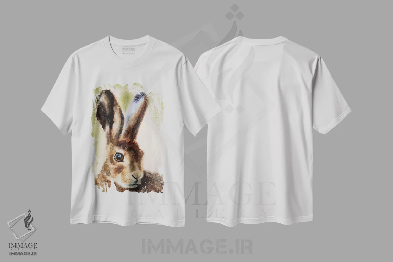 تیشرت سفید طرح دار آرمان، دکور کلبه و لژ اثر ایرینا خورت | فروشگاه ایماژ