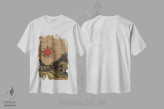 تیشرت سفید طرح دار هم روح ها، دکوراسیون جایگزین اثر ایلو ناتیکا | immage.ir