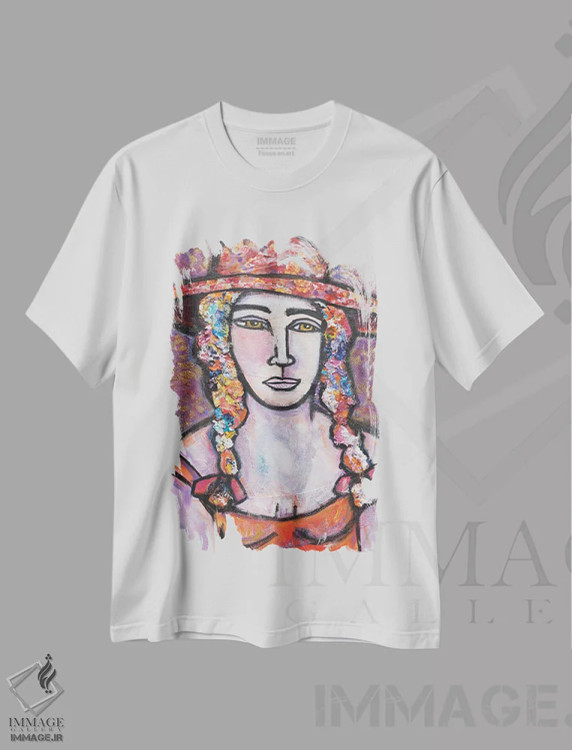 تیشرت سفید طرح دار کلاه گلدار، هنر فاخر معاصر اثر ایلین ریچارد | فروشگاه ایماژ