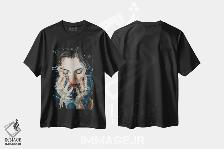 تیشرت مشکی طرح دار دختری در آب، مدیوم اثر اینا مدودوا | فروشگاه ایماژ