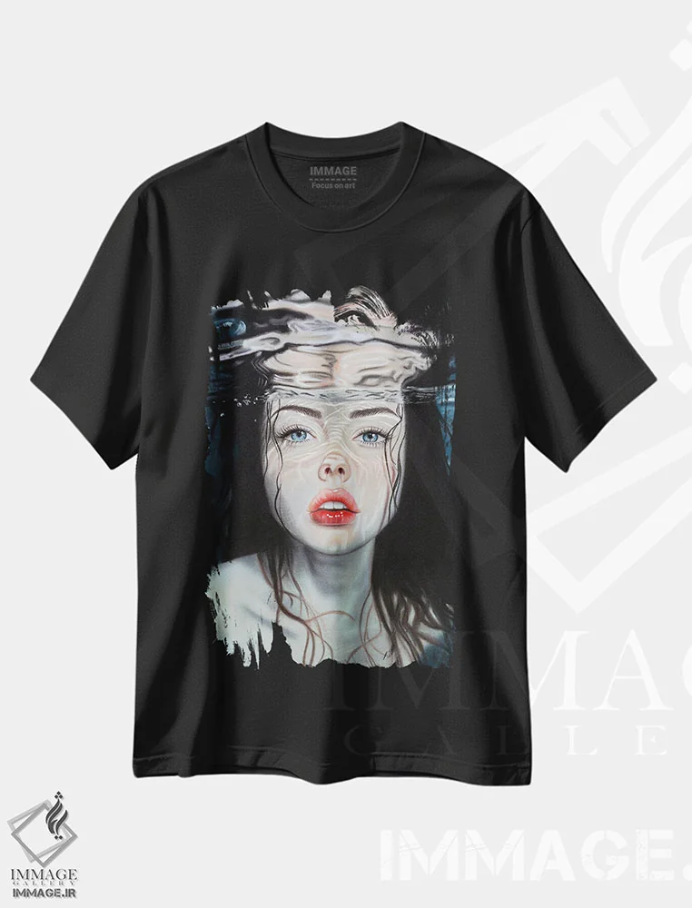 تیشرت مشکی طرح دار زیبایی کم رنگ، هنر فاخر معاصر اثر اینا مدودوا | immage.ir