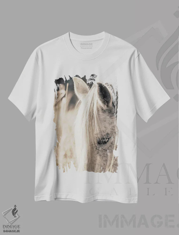 تیشرت سفید طرح دار ساعت طلایی ۲، دکور روستایی اثر اینگرید بدوز | immage.ir