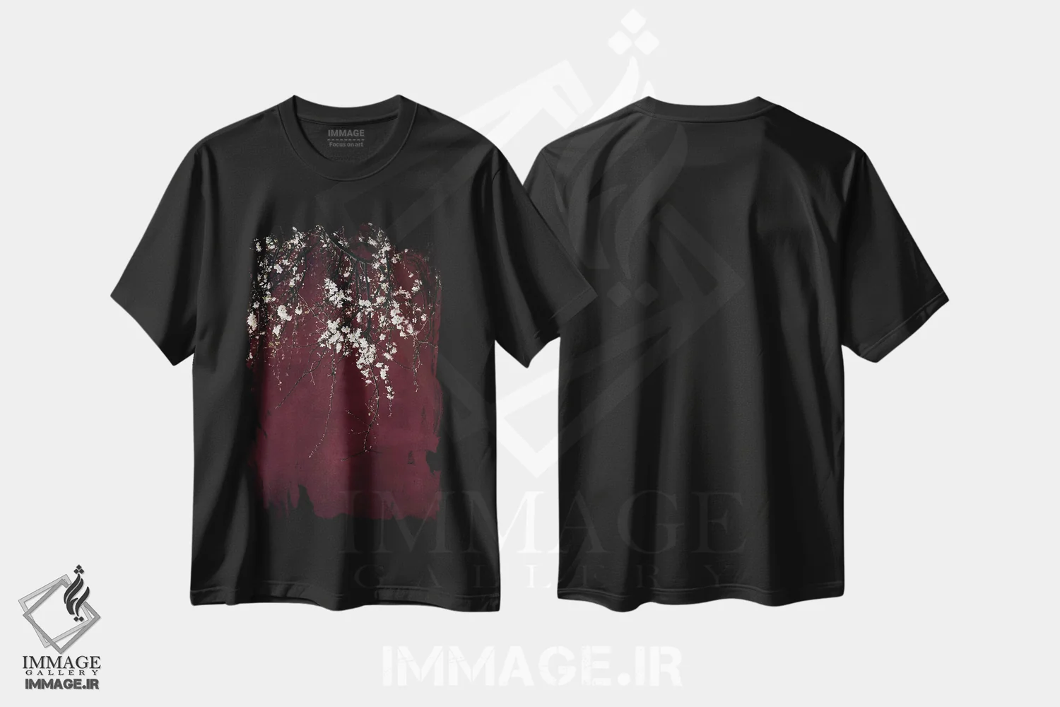 تیشرت مشکی طرح دار شکوفه ها روی زمینه قرمز یاقوتی، دکور آسیایی اثر اینگرید بدوز | immage.ir