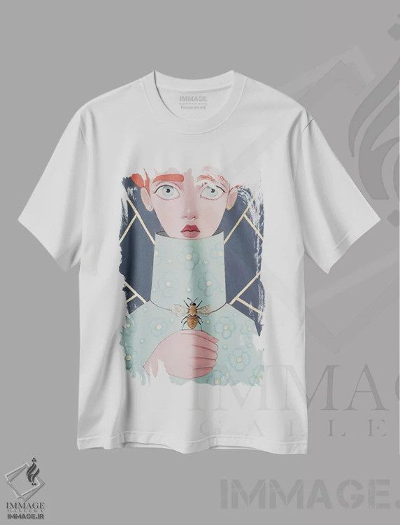 تیشرت سفید طرح دار زنبور، مدیوم اثر ایرینا پانِدوا | immage.ir
