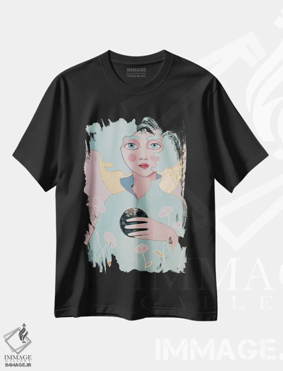 تیشرت مشکی طرح دار زمین، مدیوم اثر ایرینا پانِدوا | immage.ir