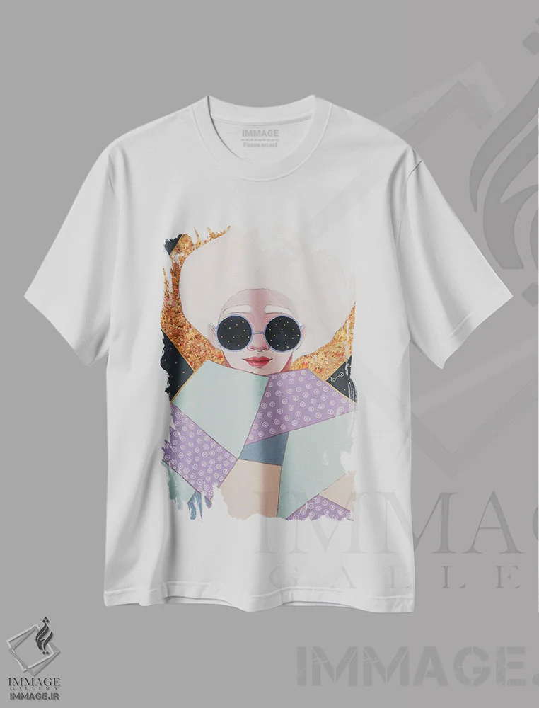 تیشرت سفید طرح دار ستاره بینی، مدیوم اثر ایرینا پانِدوا | immage.ir