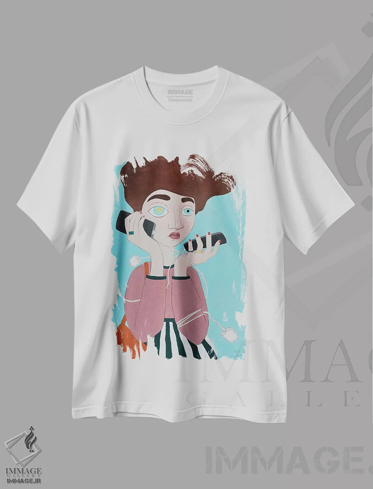 تیشرت سفید طرح دار زندگی اجتماعی، مدیوم اثر ایرینا پانِدوا | فروشگاه ایماژ