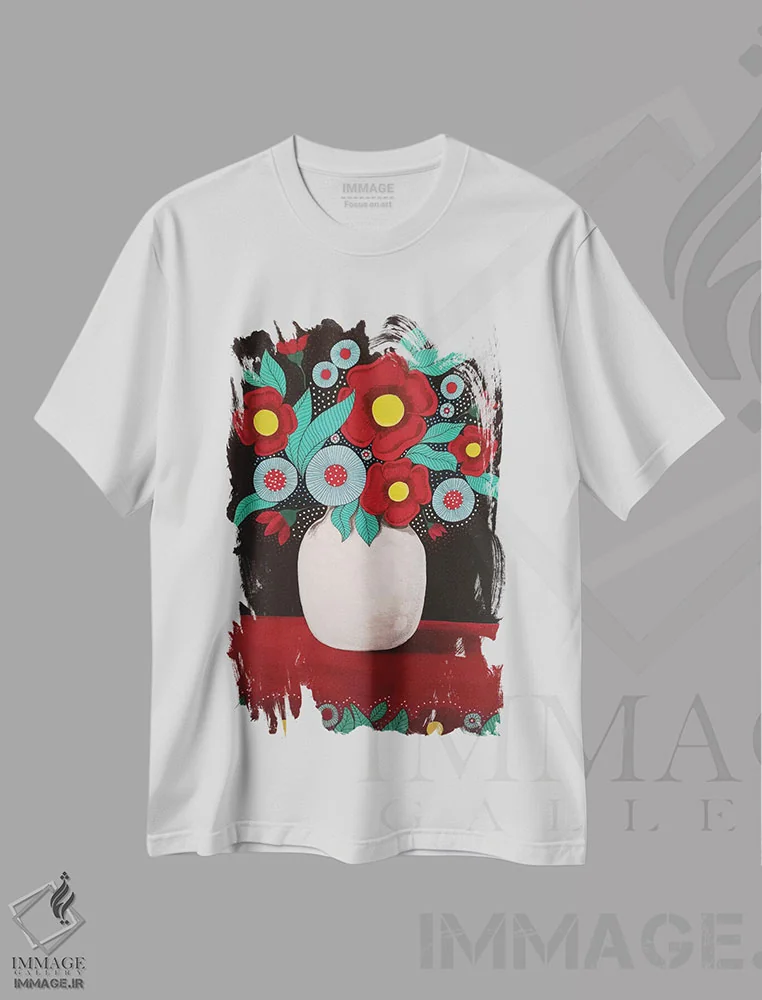 تیشرت سفید طرح دار گل ها، مدیوم اثر ایرینا پانِدوا | فروشگاه ایماژ