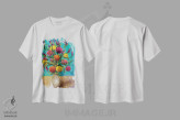 تیشرت سفید طرح دار گلدان تازه رنگ شده، هنر فاخر معاصر اثر آیریس اسکات | فروشگاه ایماژ