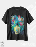 تیشرت مشکی طرح دار شکوفه آبی، دکور معاصر اثر آیریس اسکات | immage.ir