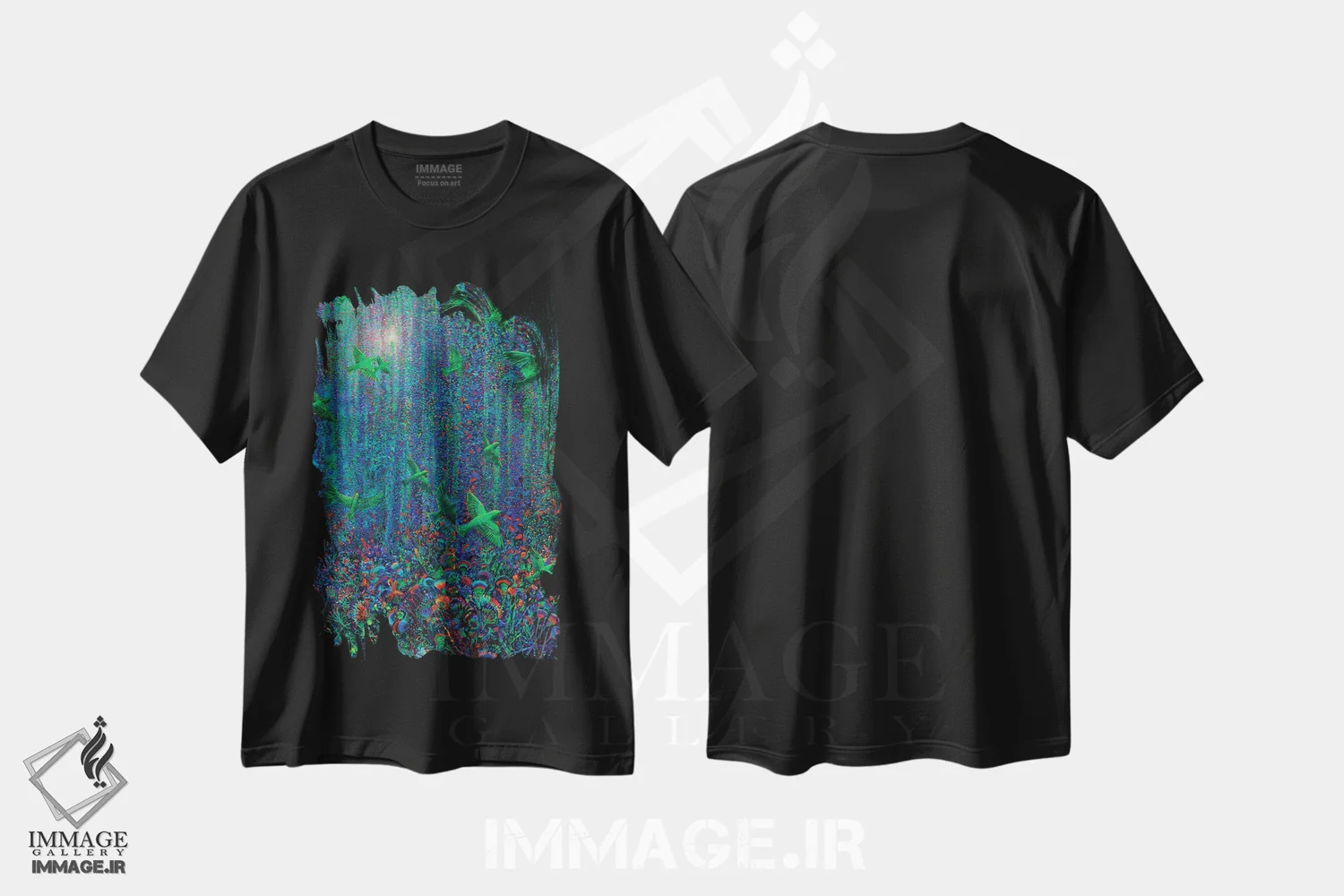 تیشرت مشکی طرح دار شکوفهٔ پرمانند، دکور معاصر اثر آیریس اسکات | immage.ir