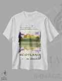 تیشرت سفید طرح دار اسکاتلند-دریاچه لینلیثگو، تزئینی اثر میسی ایمز | فروشگاه ایماژ