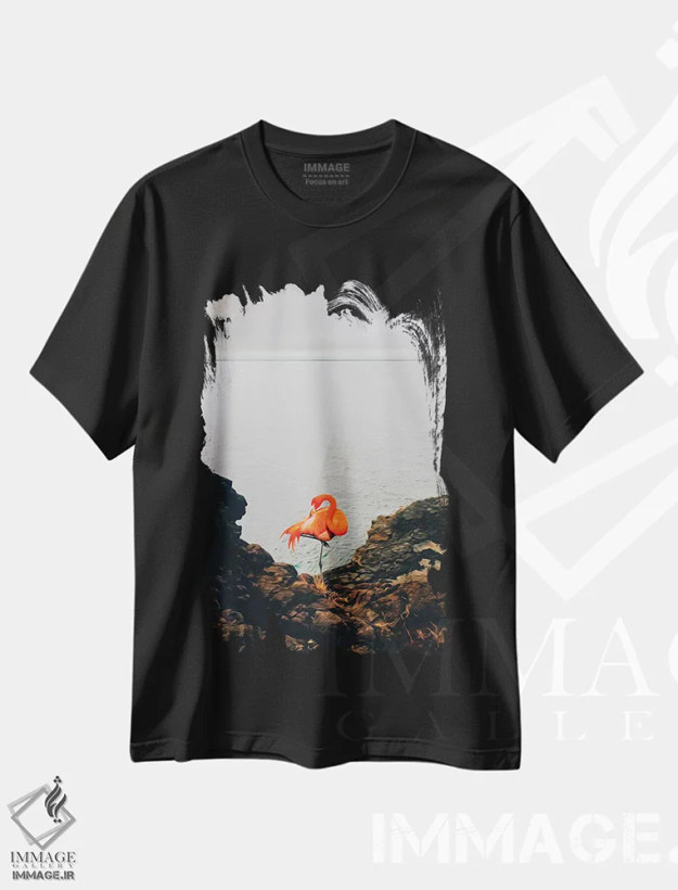 تیشرت مشکی طرح دار فلامینگوها روی ساحل صخره ای، هنر دیجیتال اثر ایوجنیا بیدیوک | فروشگاه ایماژ