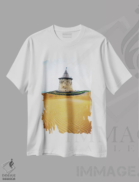 تیشرت سفید طرح دار برج قلعه در بیابان، هنر دیجیتال اثر ایوجنیا بیدیوک | immage.ir