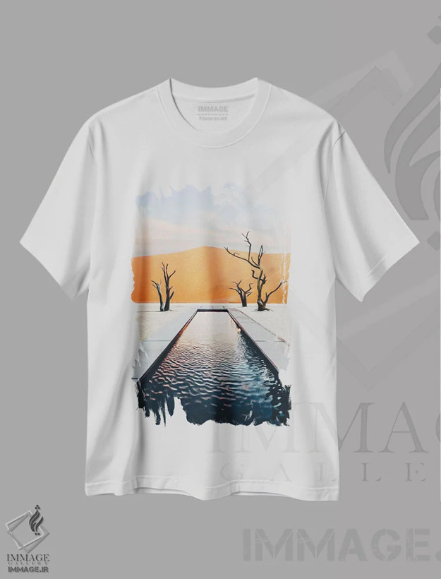 تیشرت سفید طرح دار استخر در بیابان، مدیوم اثر ایوجنیا بیدیوک | فروشگاه ایماژ