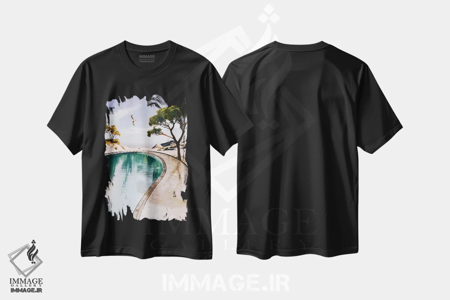 تیشرت مشکی طرح دار استخر با چشم انداز به اقیانوس، مدیوم اثر ایوجنیا بیدیوک | فروشگاه ایماژ