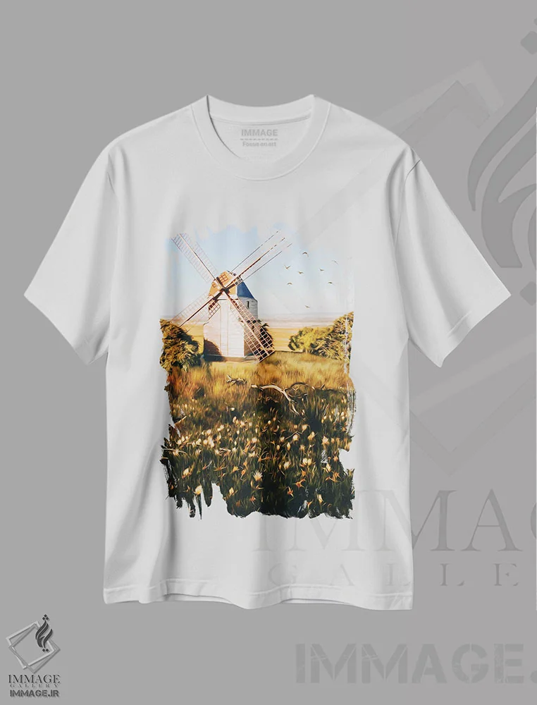 تیشرت سفید طرح دار آسیابی در چمنزار گل دار، تزئینی اثر ایوجنیا بیدیوک | immage.ir