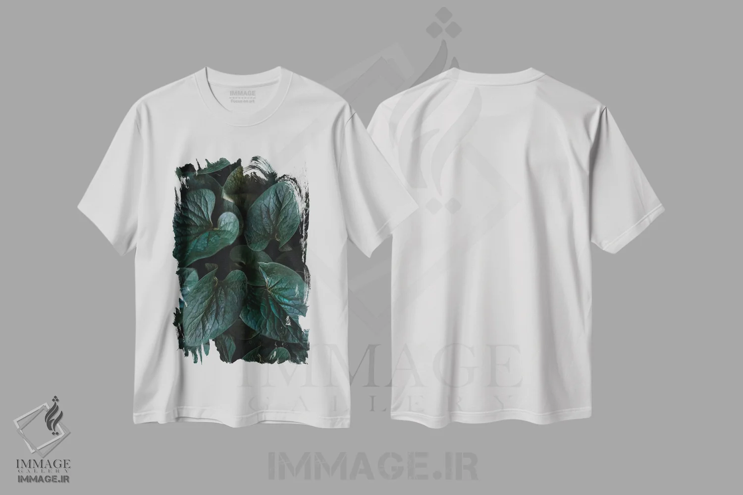 تیشرت سفید طرح دار پس زمینه ای با برگ های بنفشه وحشی، هنر دیجیتال اثر ایوجنیا بیدیوک | immage.ir