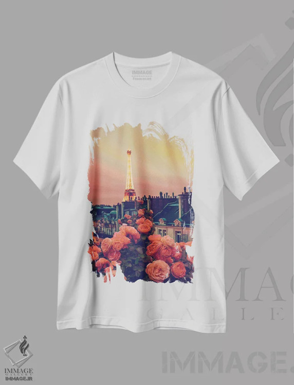 تیشرت سفید طرح دار گل های بالکن بر پس زمینه پاریس در غروب، تزئینی اثر ایوجنیا بیدیوک | immage.ir