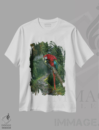 تیشرت سفید طرح دار طوطی بزرگ در جنگل بارانی، تزئینی اثر ایوجنیا بیدیوک | فروشگاه ایماژ