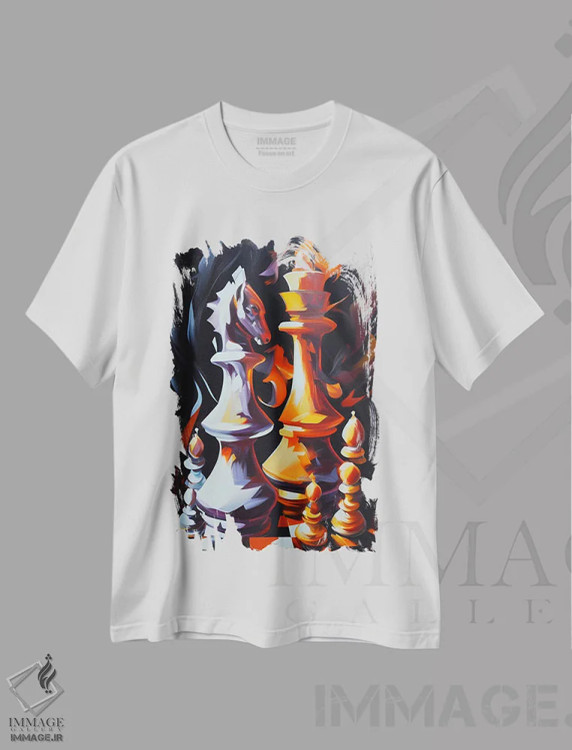 تیشرت سفید طرح دار انتزاعی از مهره های شطرنج، تزئینی اثر ایوجنیا بیدیوک | immage.ir