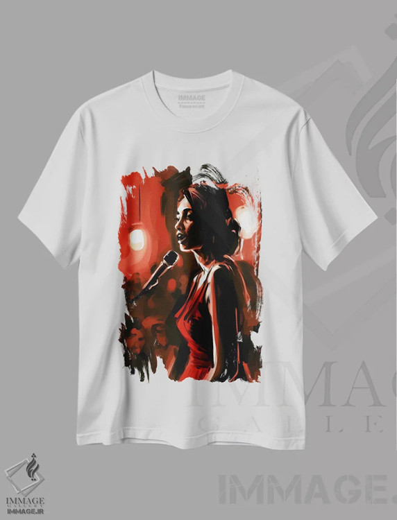 تیشرت سفید طرح دار او خوانندهٔ جاز بود، تزئینی اثر ایوجنیا بیدیوک | فروشگاه ایماژ