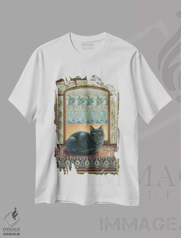 تیشرت سفید طرح دار آبی در سبک هنری نوو، تزئینی اثر آیوری کتس | immage.ir