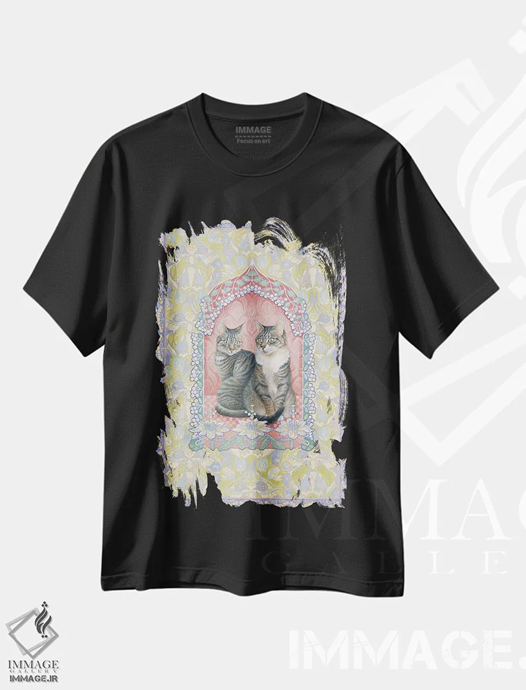 تیشرت مشکی طرح دار جما و دخترش ماپت، تزئینی اثر آیوری کتس | immage.ir