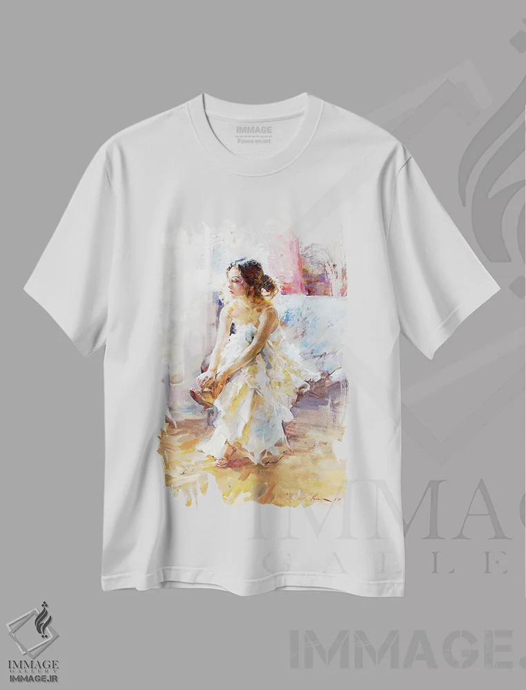 تیشرت سفید طرح دار در لباس سفید، هنر فاخر کلاسیک اثر ایگور ژوک | immage.ir