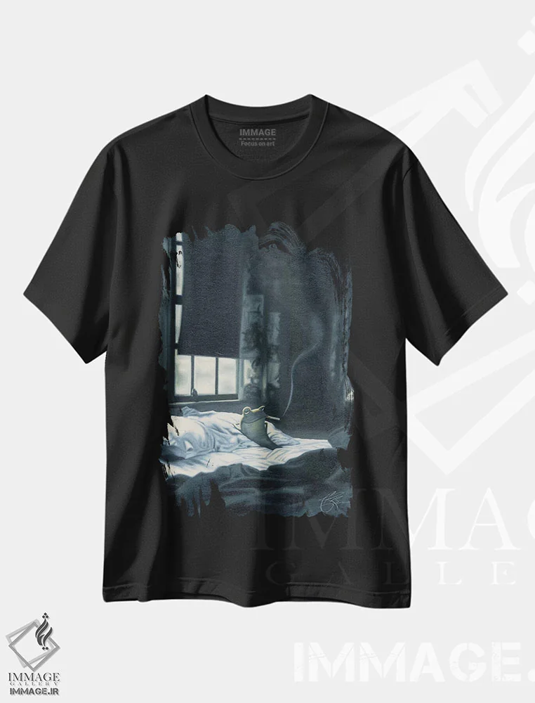 تیشرت مشکی طرح دار قورباغه دودکننده اثر جیمز بنت | immage.ir