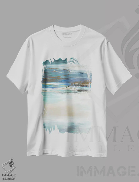 تیشرت سفید طرح دار جستجوی جغرافیایی با رنگ های آبی اثر لیز جاردین | immage.ir