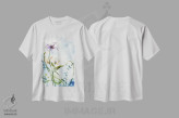 تیشرت سفید طرح دار گل های خیال انگیز، تزئینی اثر لیز جاردین | فروشگاه ایماژ