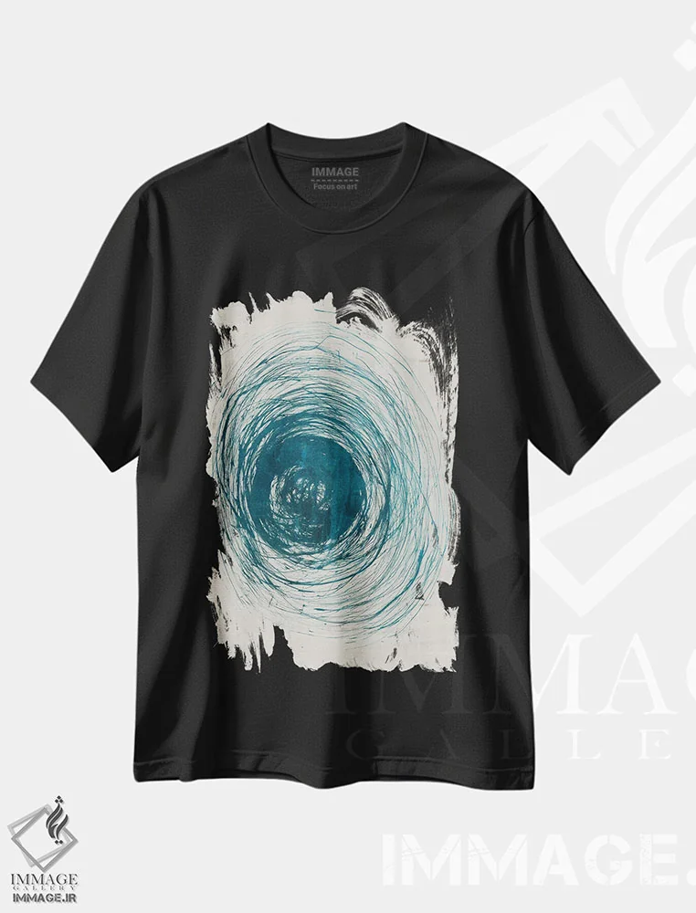 تیشرت مشکی طرح دار چرخش های سبزآبی، آبستره اثر جیکوب کیو | immage.ir
