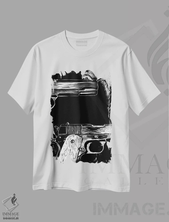 تیشرت سفید طرح دار اکشن به سبک پالپ ۲، هنر تزئینی سیاه و سفید اثر جوزپه کریستیانو | فروشگاه ایماژ