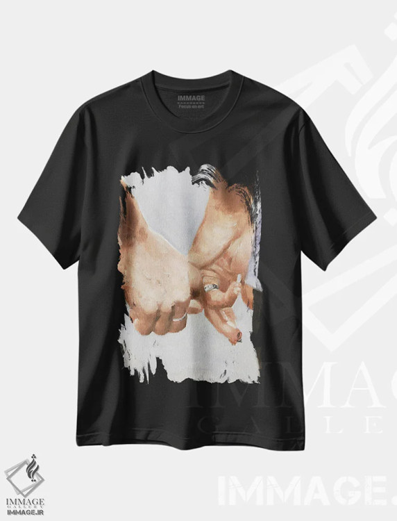 تیشرت مشکی طرح دار دست ها در هم، دکور معاصر اثر جیمز کوتز | immage.ir